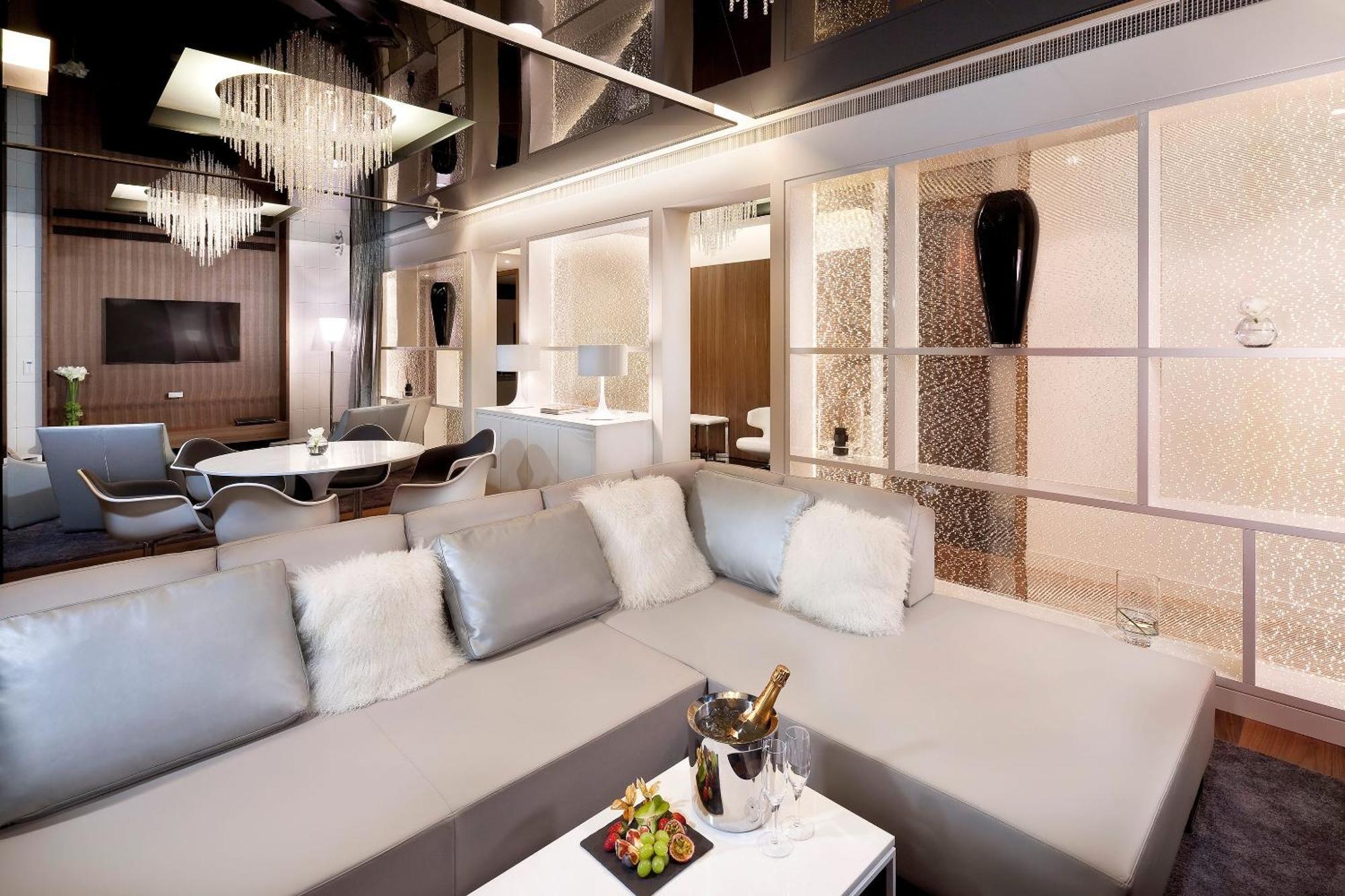 Presidential Suite